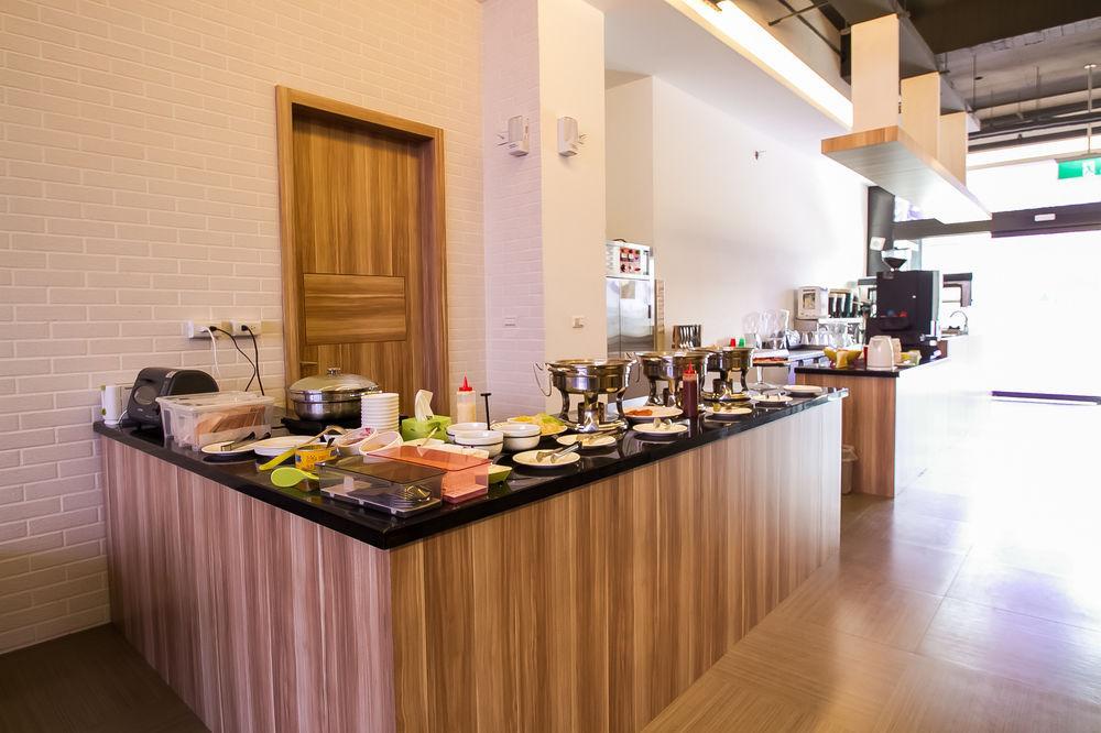 S&E Hotel Tainan Zewnętrze zdjęcie