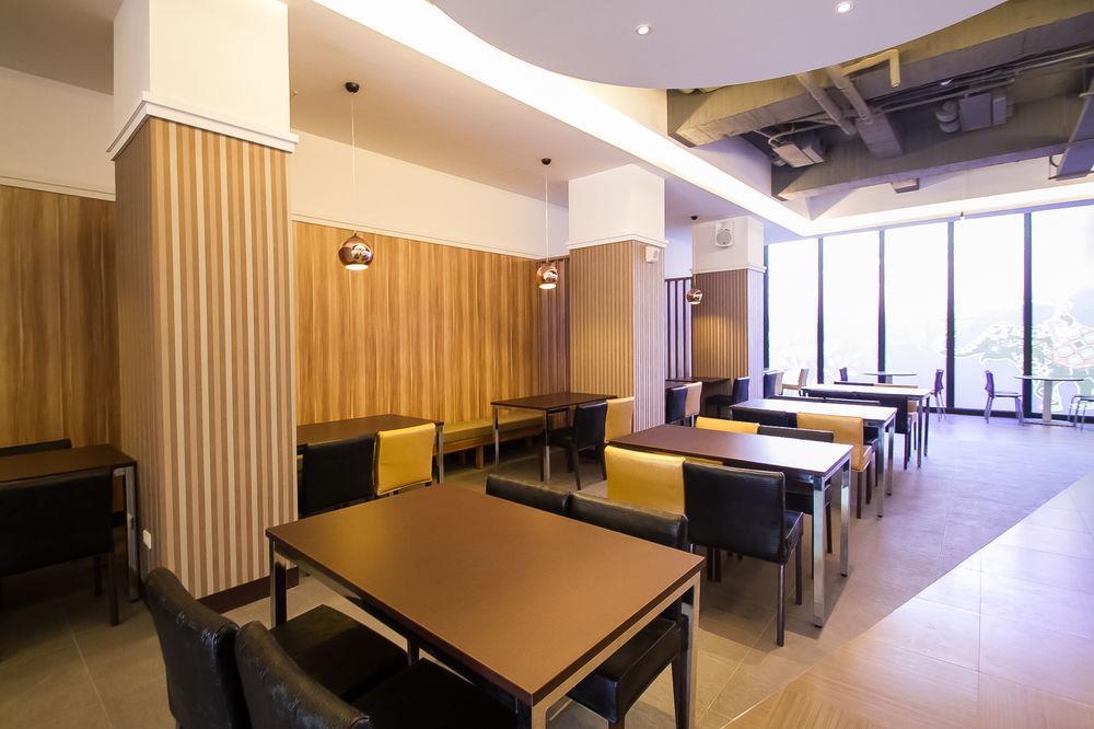 S&E Hotel Tainan Zewnętrze zdjęcie